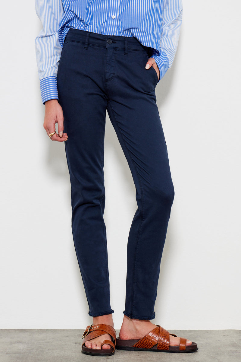 #couleur_navy
