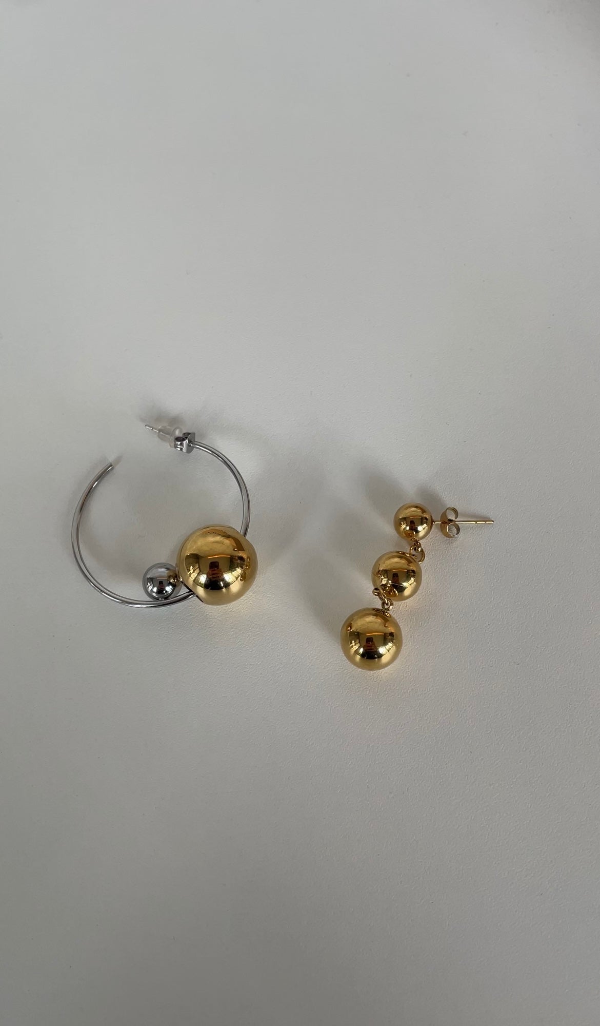 Boucles D'Oreilles Asymmetric Pearl