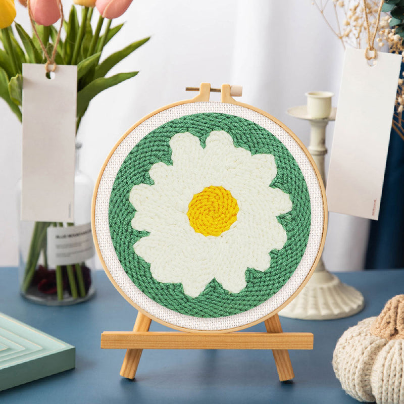 Punch Needle Marguerite Blanche