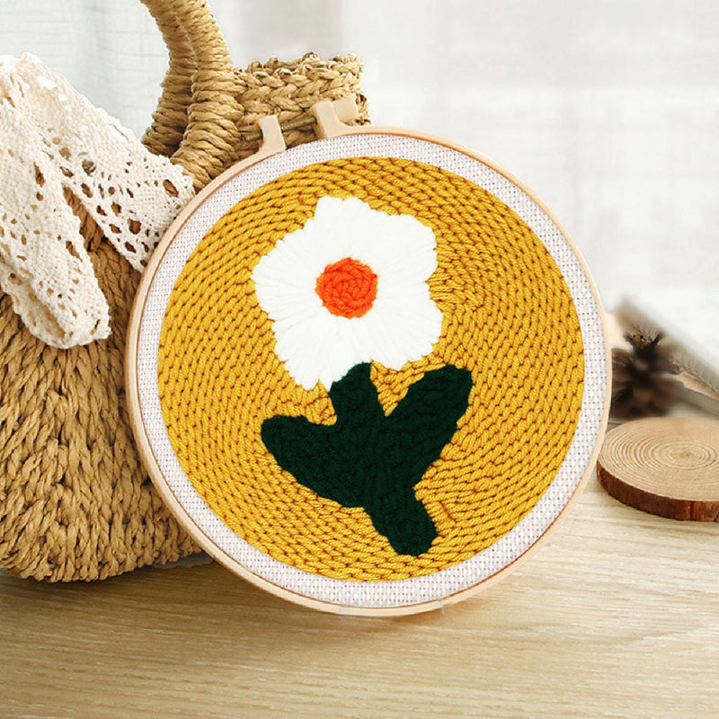 Punch Needle Jolie Fleur Blanche