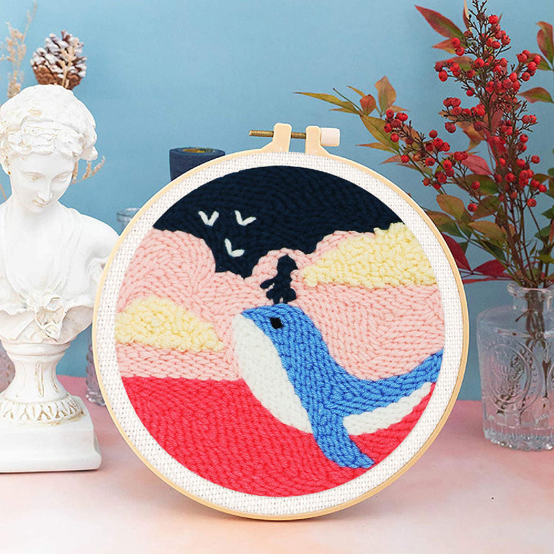 Punch Needle Baleine Bleue Et Fillette