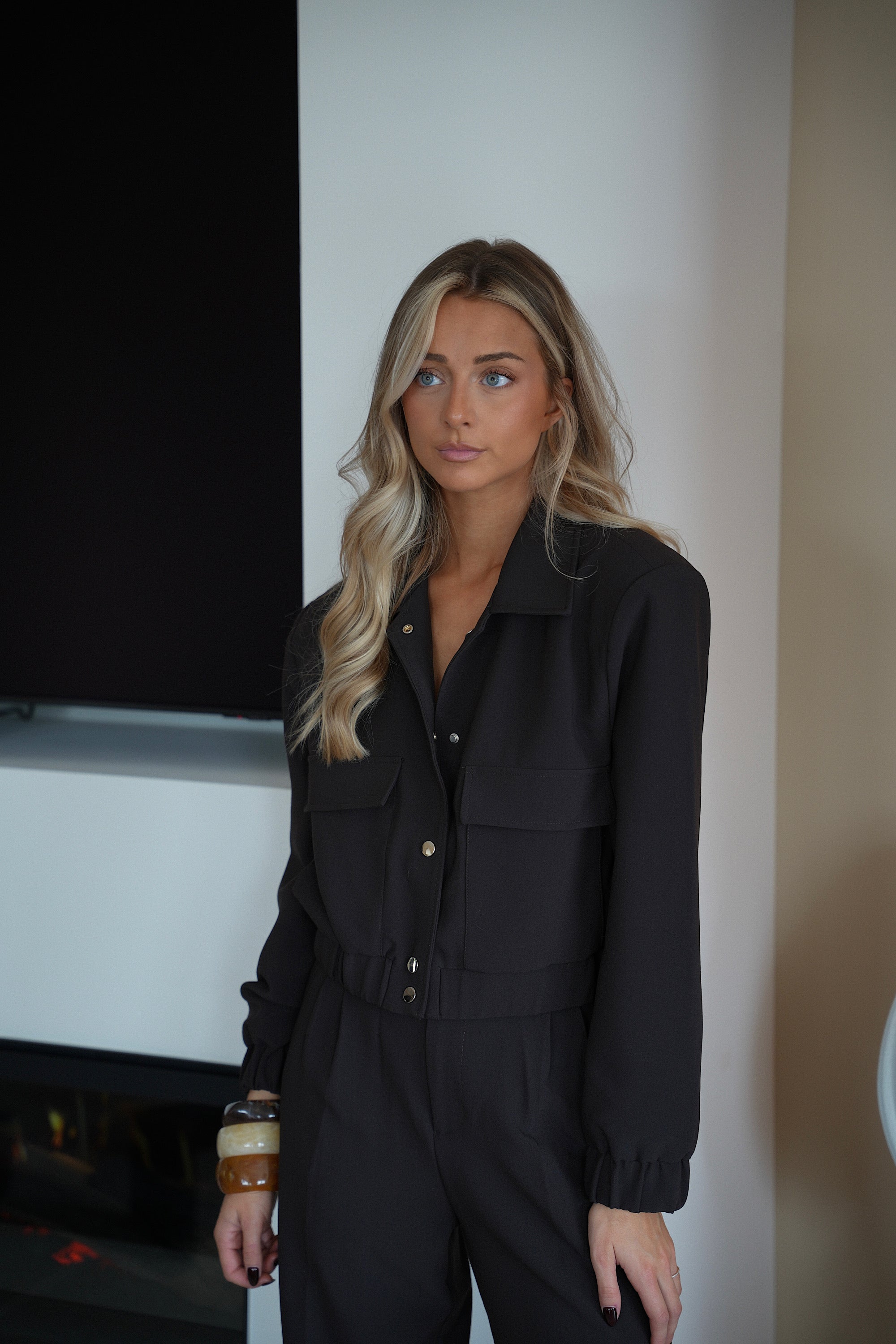 Lyo Chocolat - Buttoned Jacket