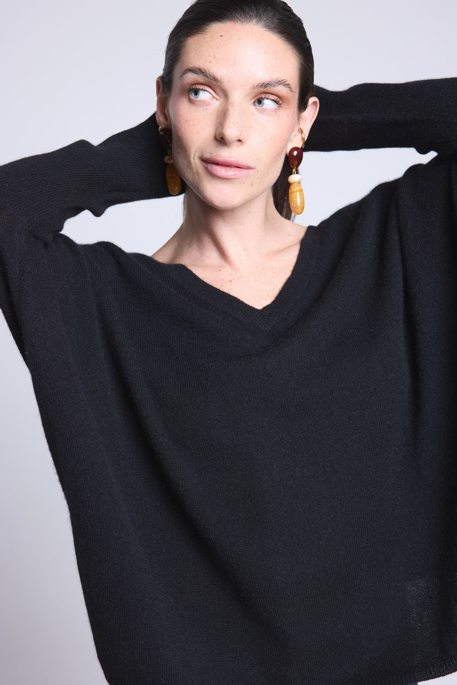 V-Neck Poncho Jumper Celeste - Black - Women