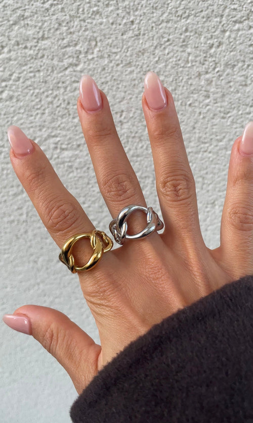 Anillo de cadena atrevido