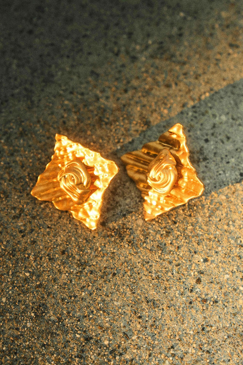 Boucles D'Oreilles Naydine - Brushed Brass