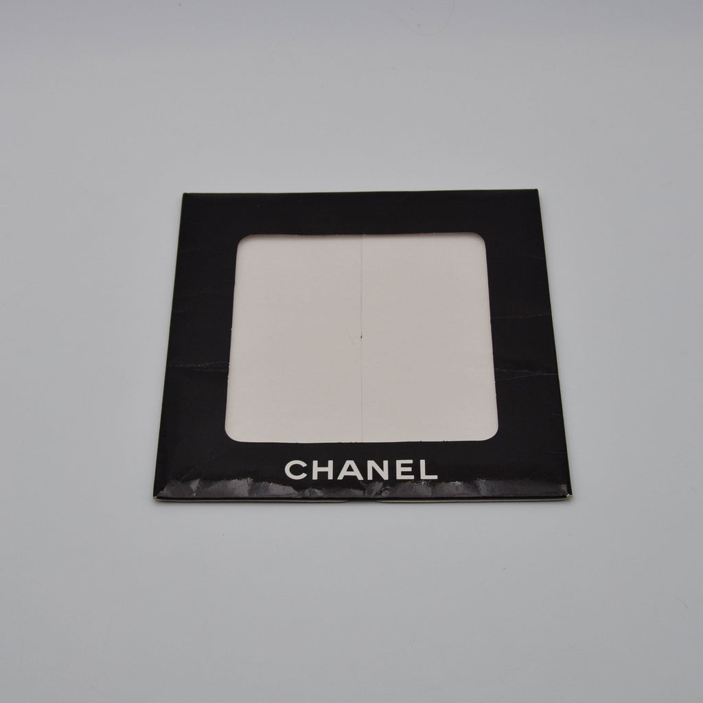 Pañuelo Chanel Cuadrado Seda Crudo y Oro