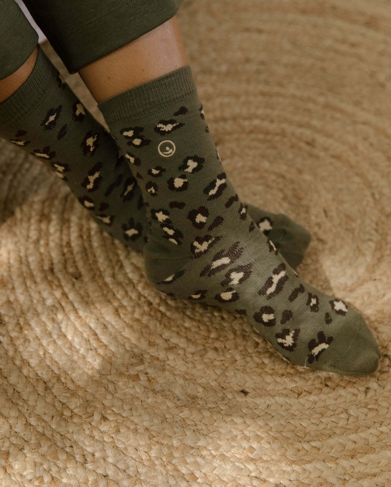 Pack 2 paires chaussettes femme léopard, camel-kaki Angarde porté croisé kaki