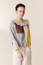 Camisa con parche circular