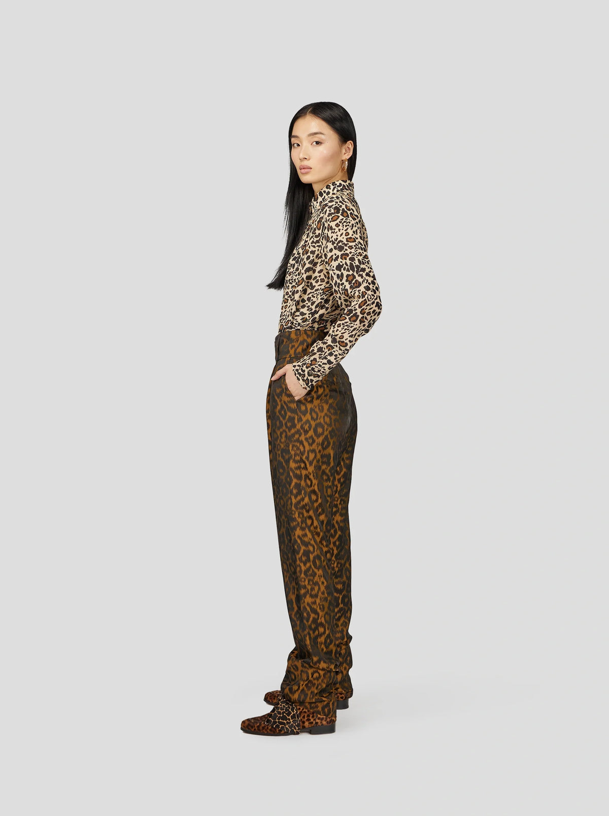 Dori Blouse Met Zijdeachtige Luipaardprint