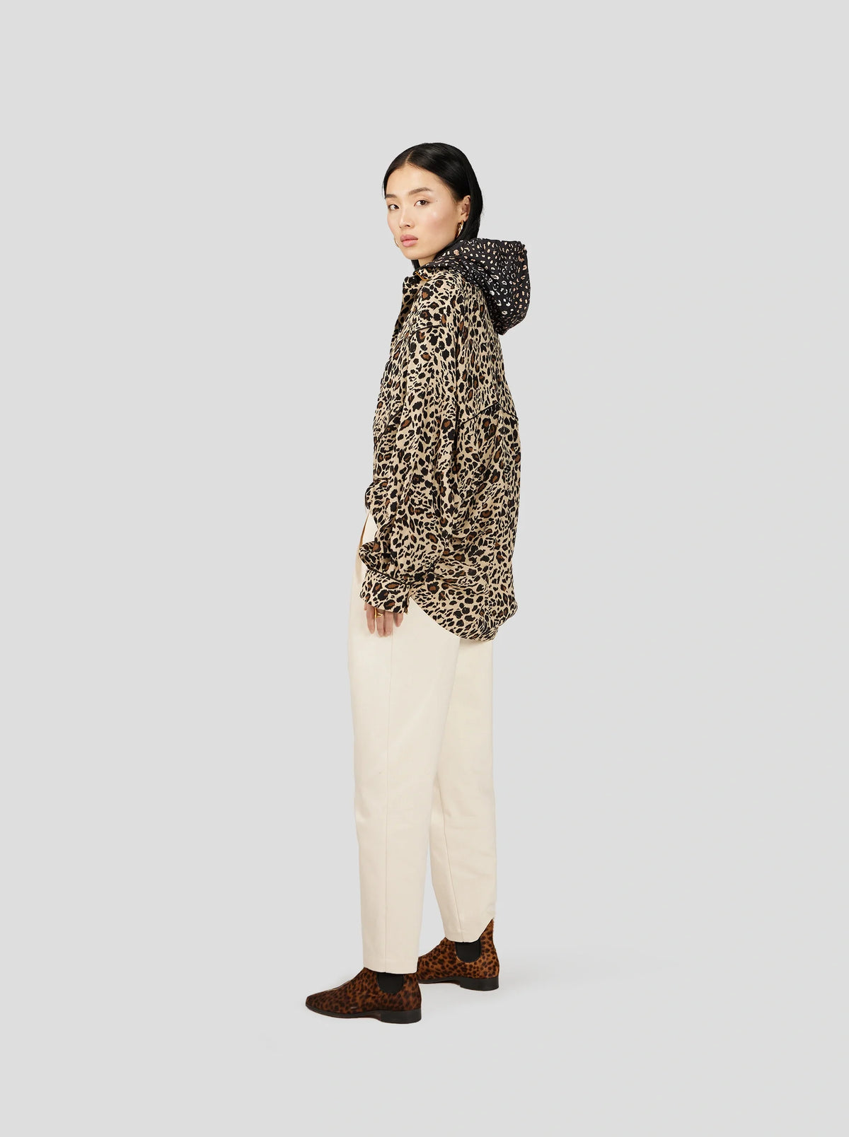 Tasman Seidenbluse mit Leopardenmuster