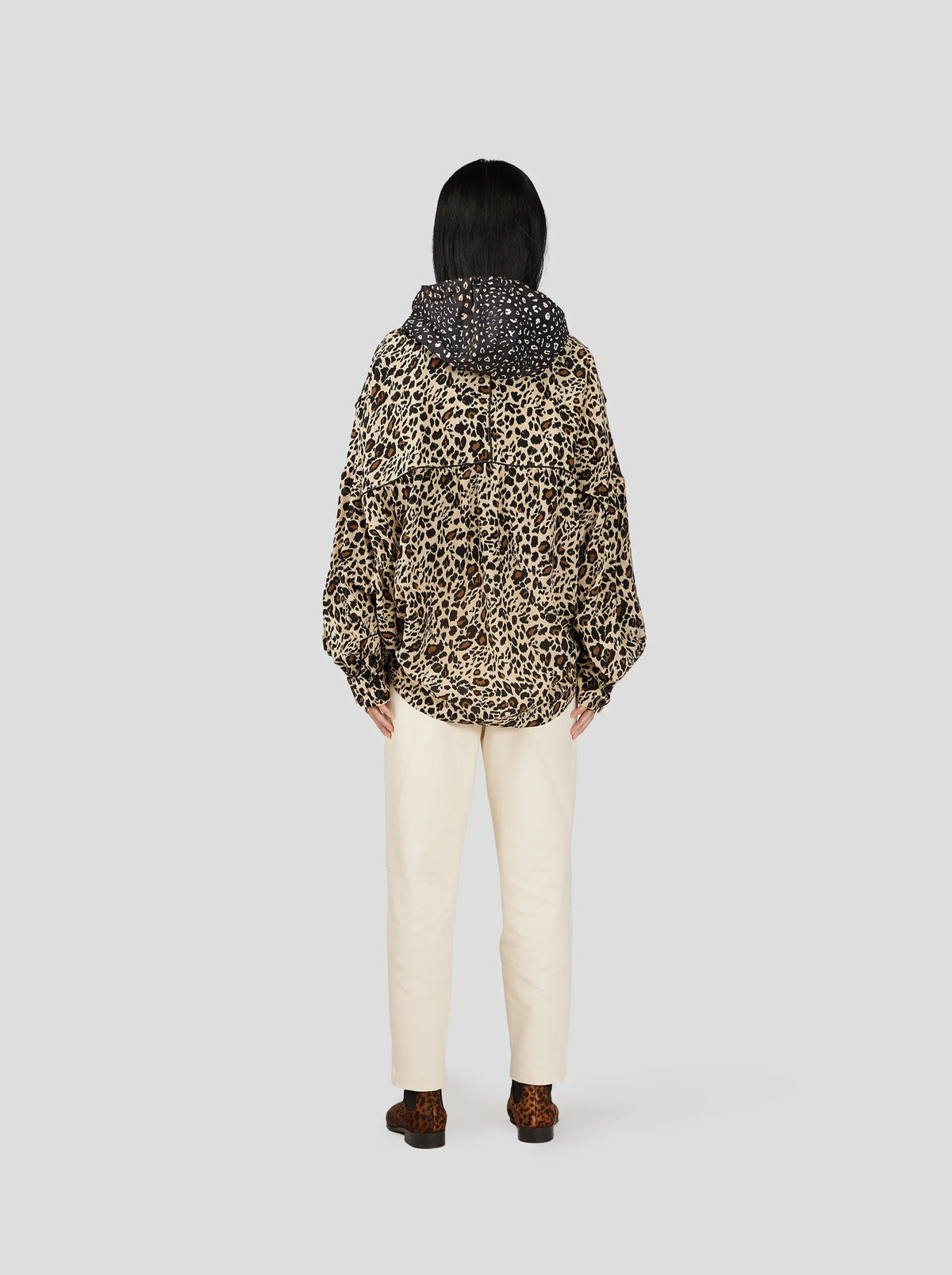 Tasman Seidenbluse mit Leopardenmuster