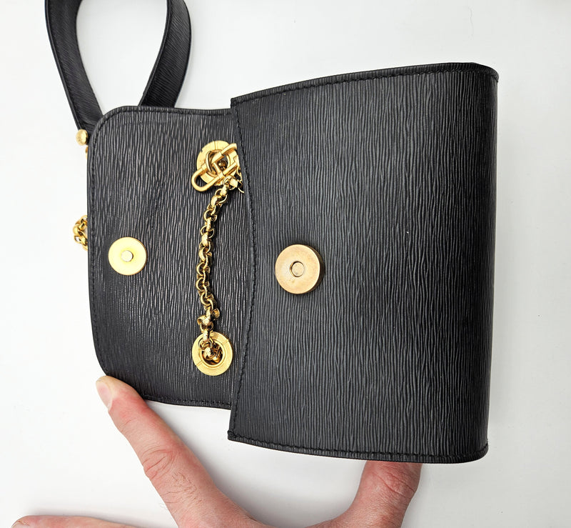 Bolso Chloé Mini De Piel Granulada Negra Con Cadena Dorada