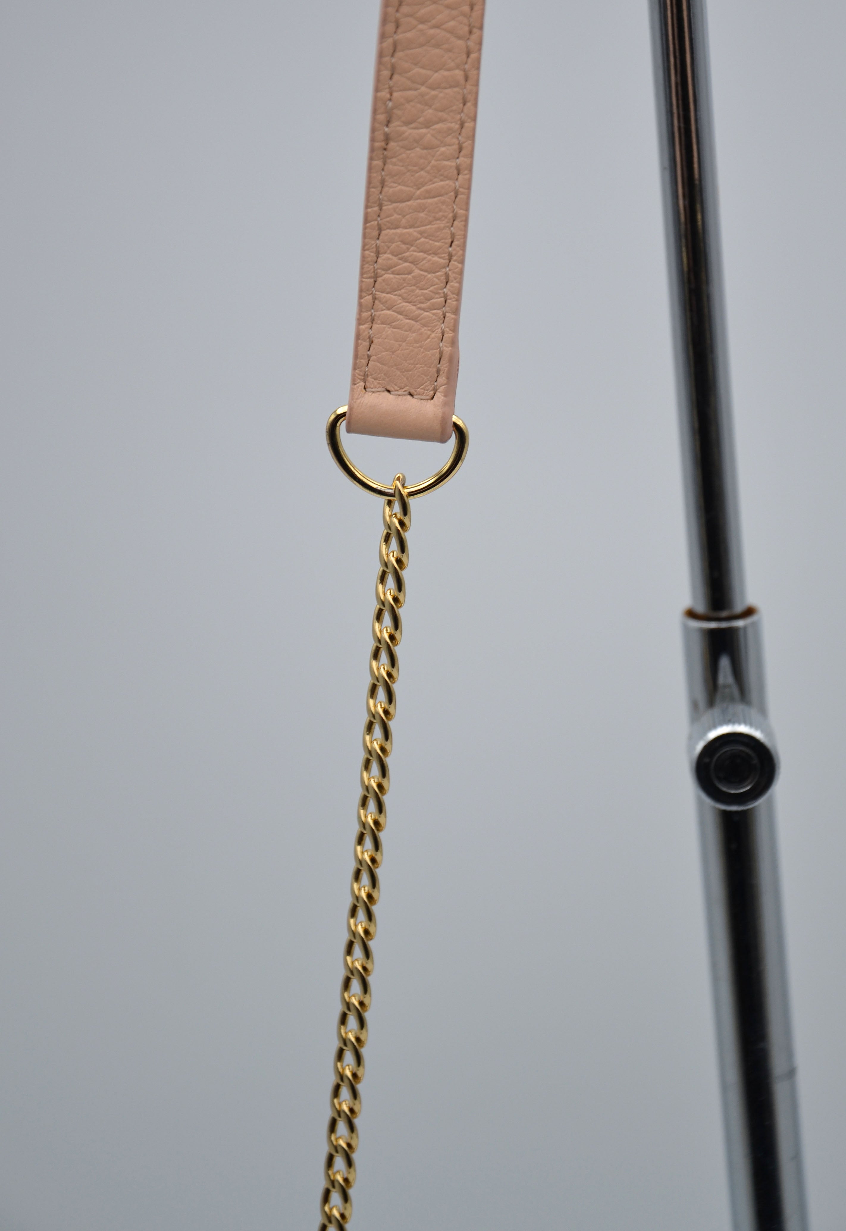 Bolso See By Chloé Wallet On Chain De Piel Granulada Rosa Pastel