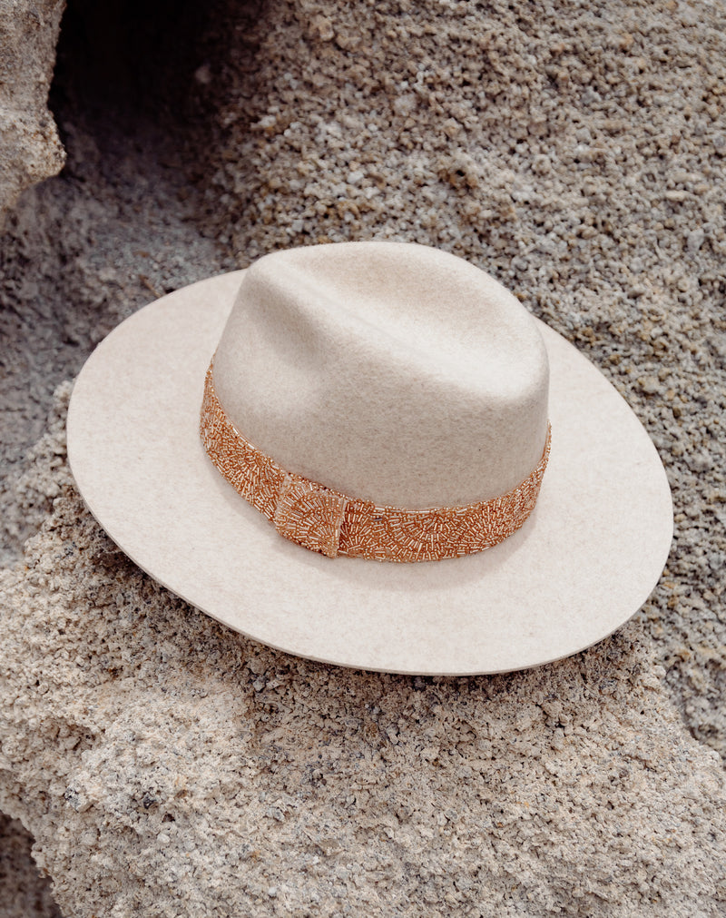 Chapeau Victor - Blanc Chine Perles Cuivrees