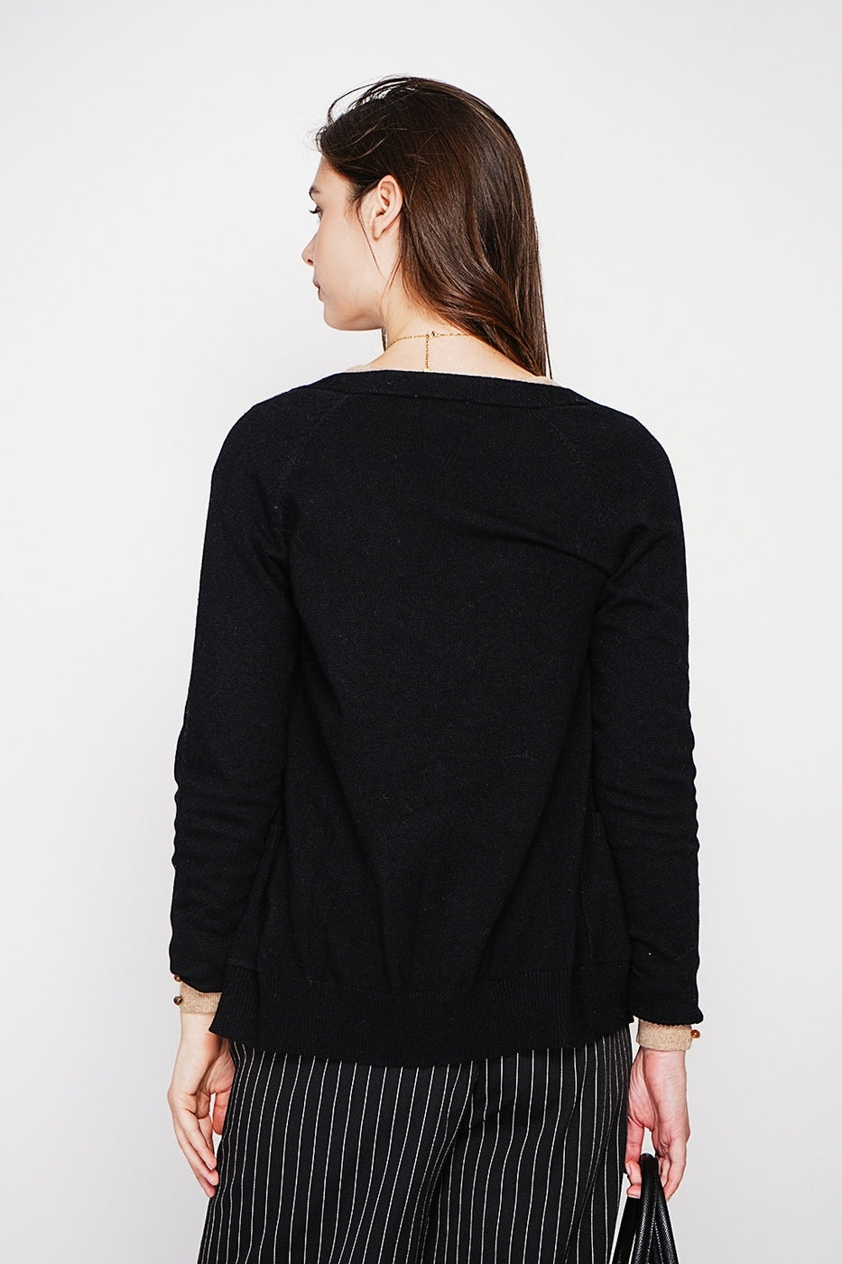 Gilet Col V Boutonné – Noir – Femme