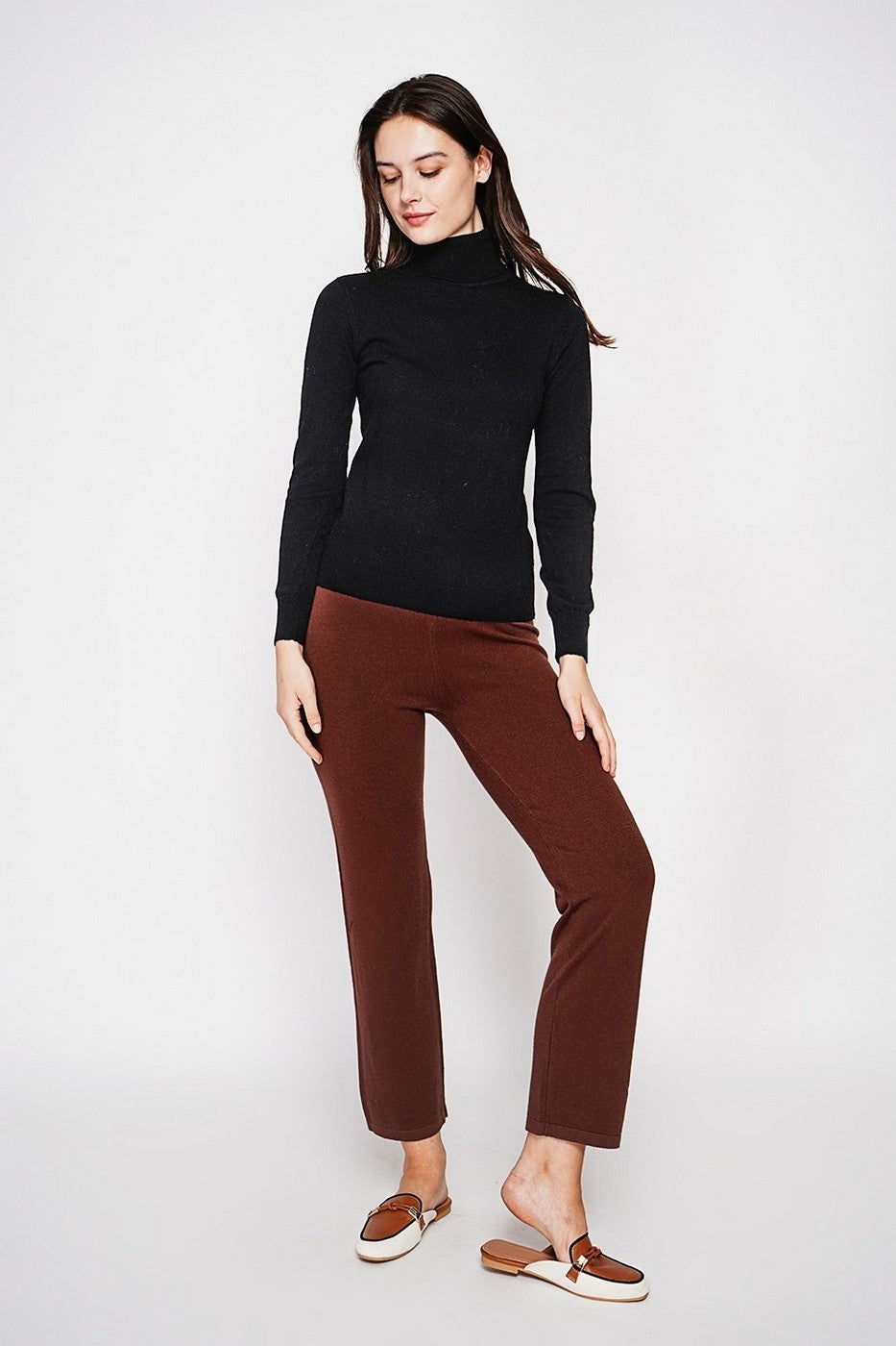 Pull Col Roulé – Noir – Femme