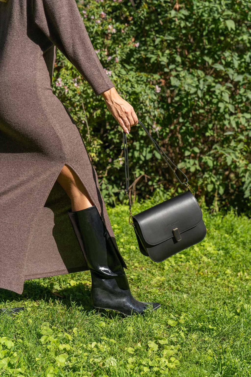 Roma Shoulder Bag - Black