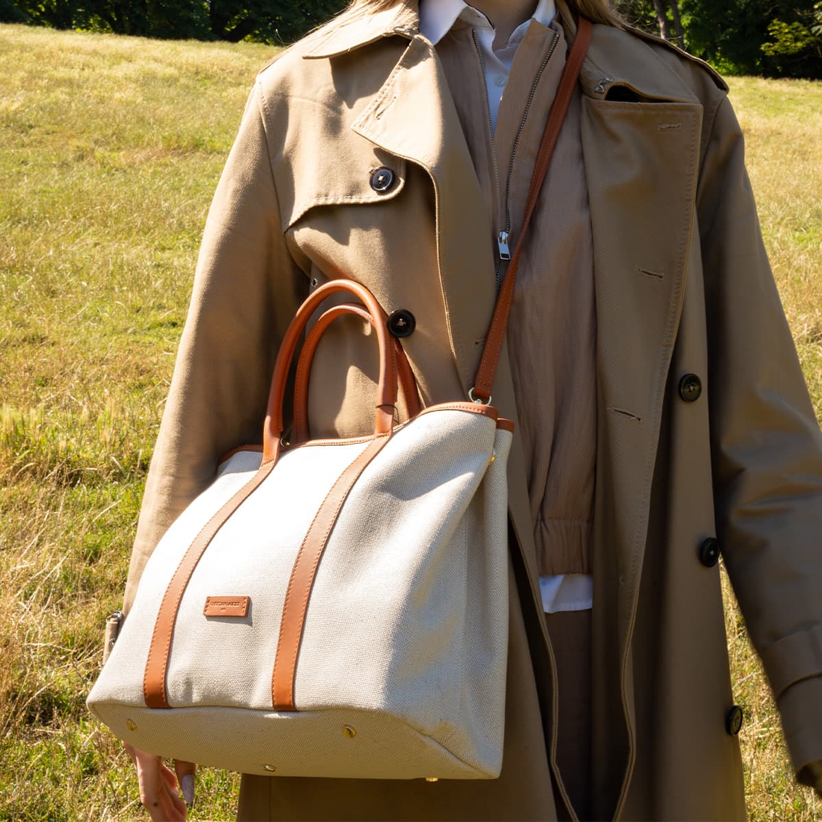 Diana Handbag - Camel