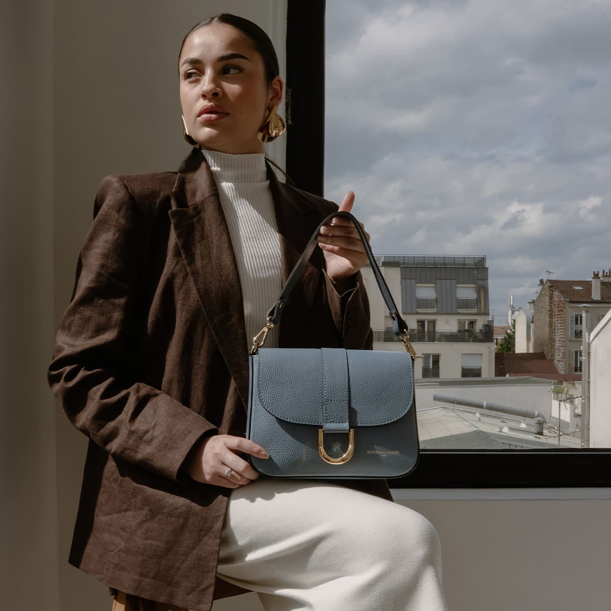 Nael Shoulder Bag - Sky Blue