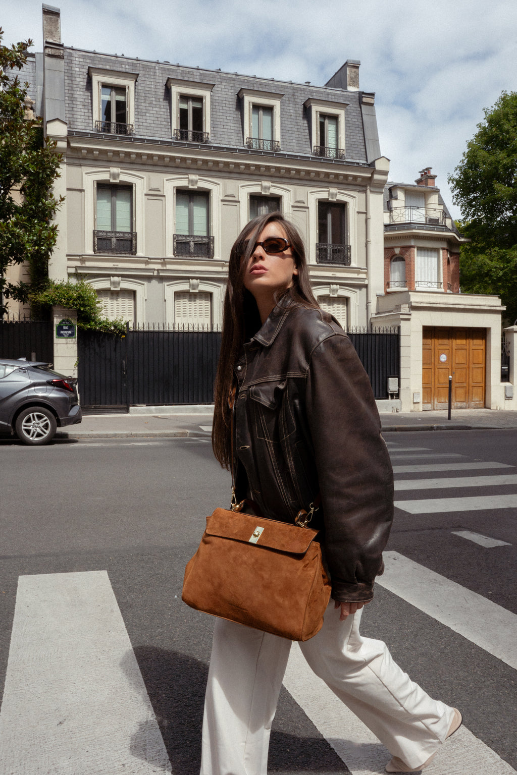 Ami Shoulder Bag - Camel