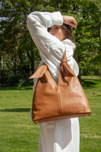 Halo Shoulder Bag - Camel