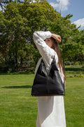 Halo Shoulder Bag - Black