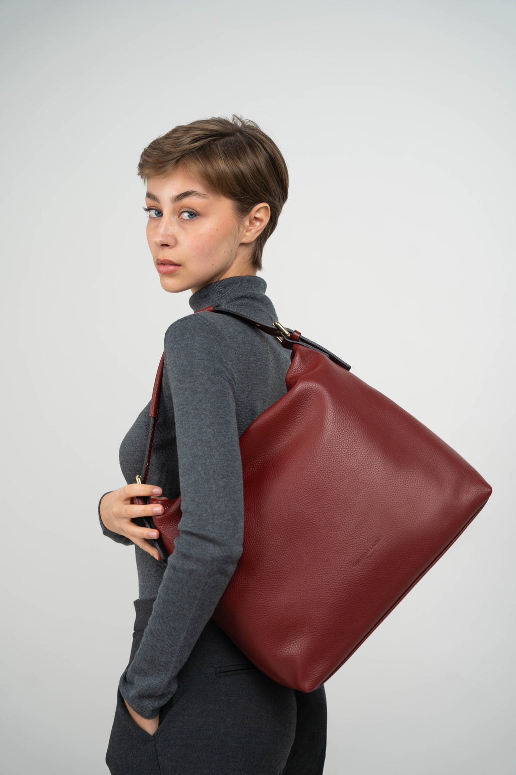 Orient Shoulder Bag - Bordeaux
