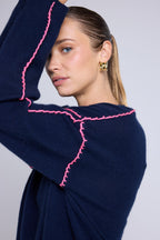 Pull Col Rond Oversize Surpiqures Clarisse - Bleu Marine Rose Fluo