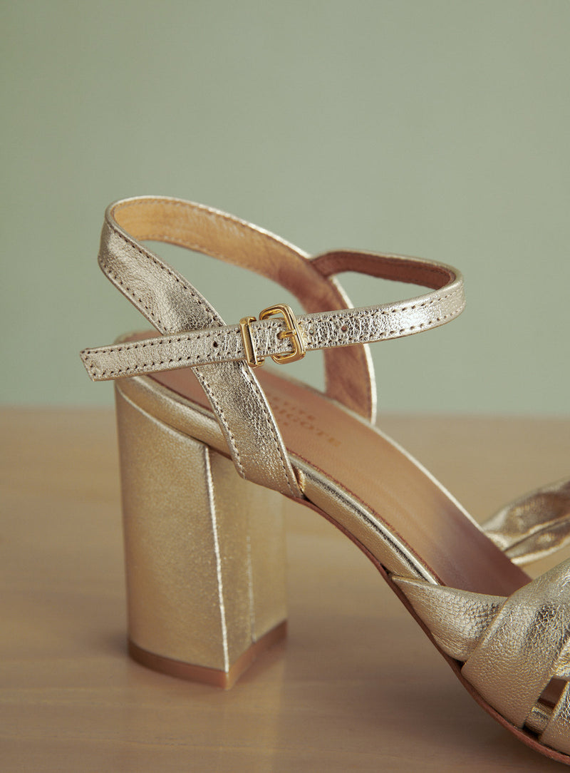 SANDALES A TALONS DORE COE PETITE MENDIGOTE