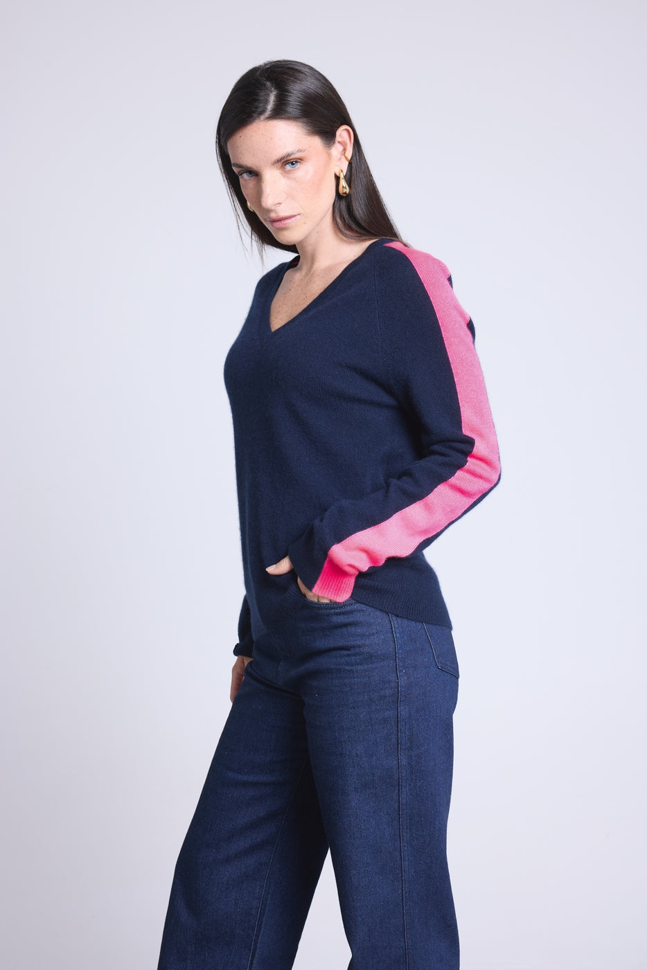 Pull Col V Bande Rose Coline - Bleu Marine Et Rose Fluo - Femme