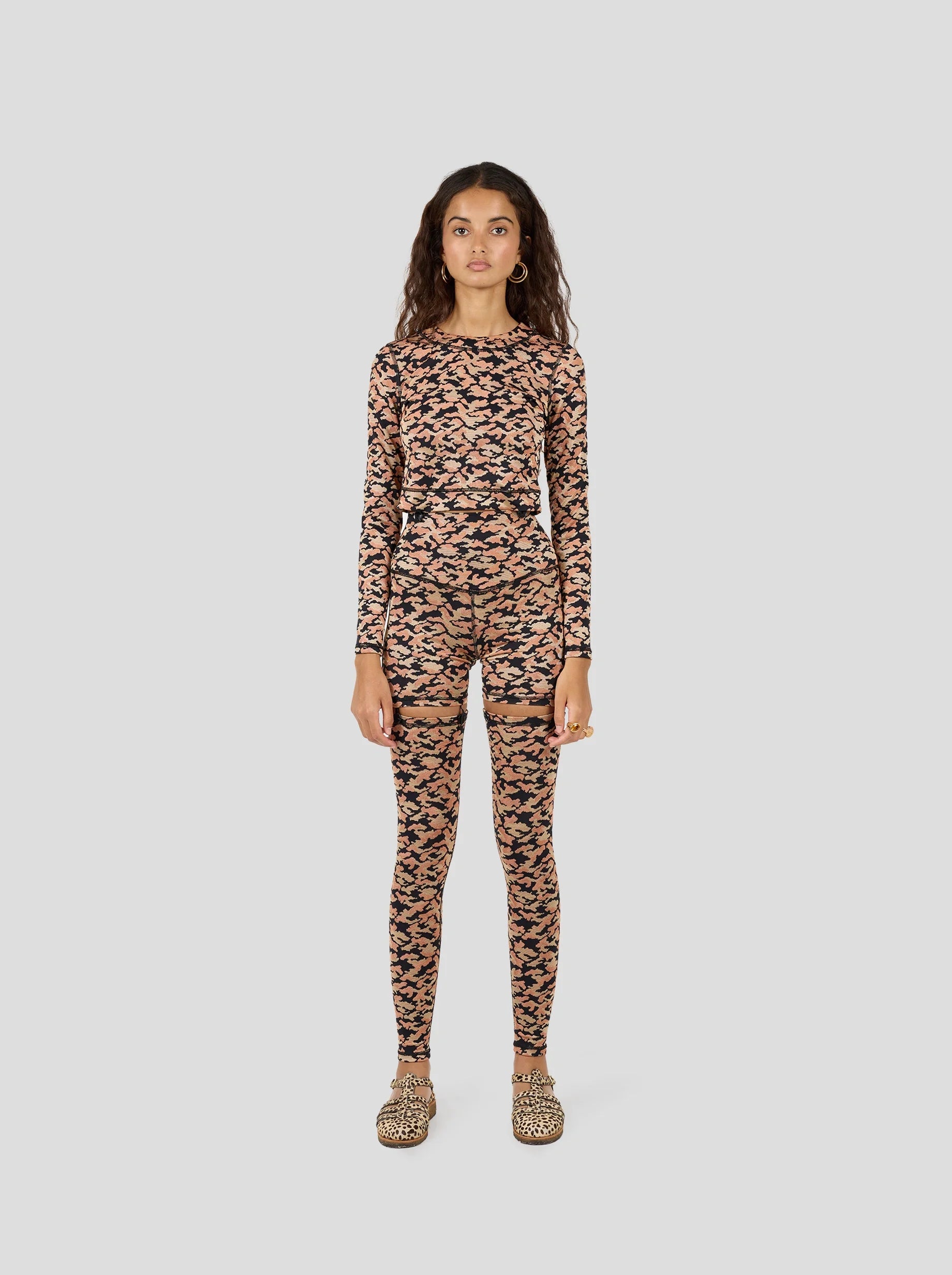 Conjunto Lexxie En Punto Feline