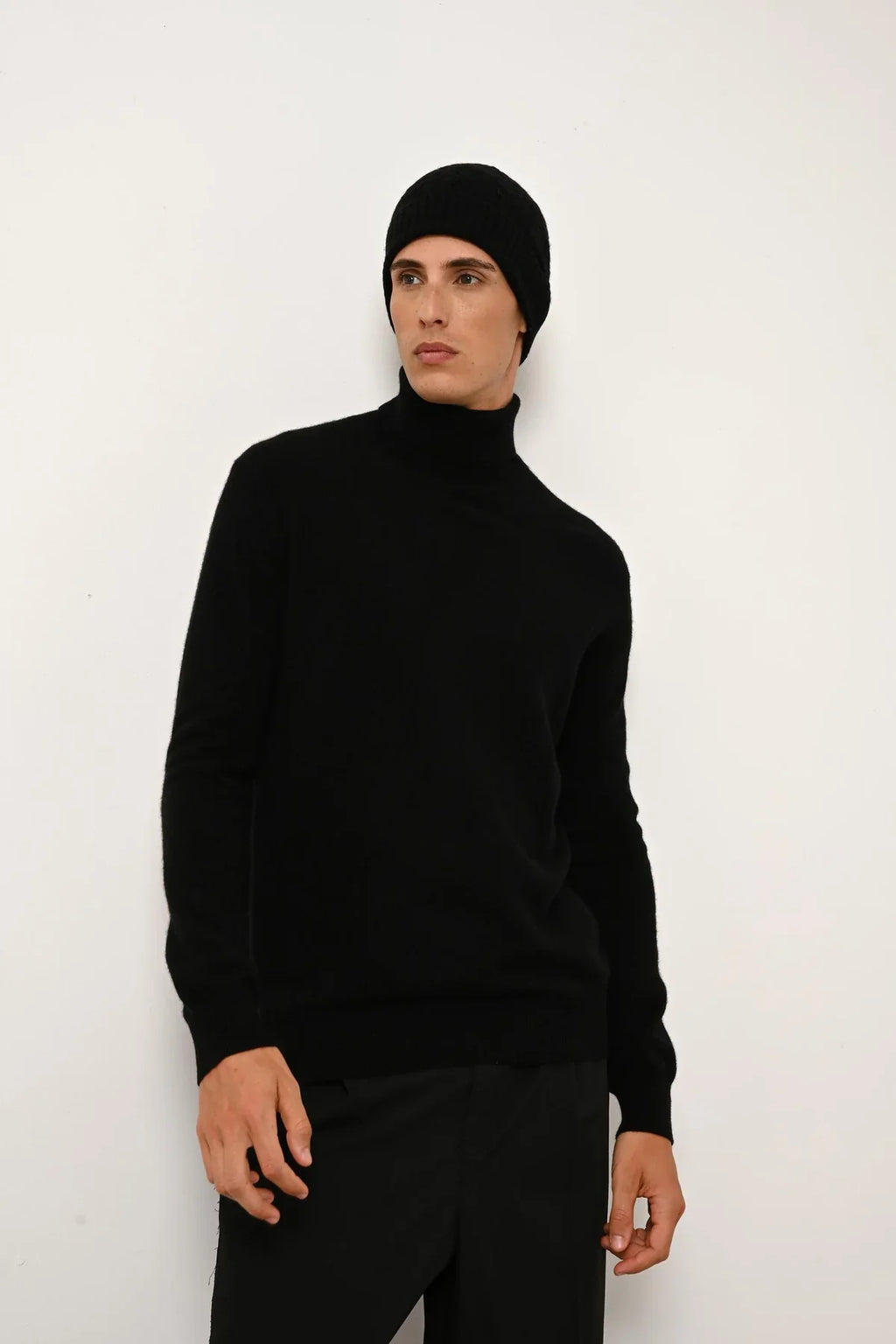 Roll-Neck Jumper - Connor - Black