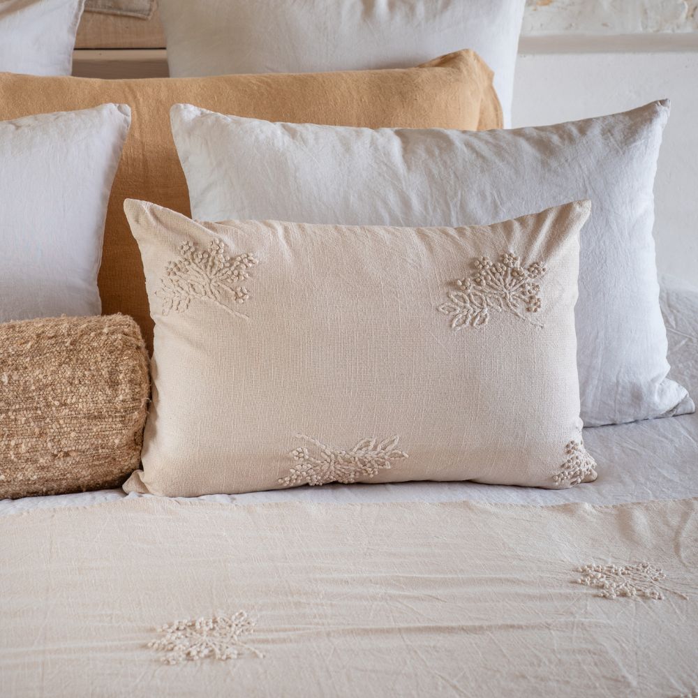 Housse De Coussin Brodée En Coton Flammé - Ecru