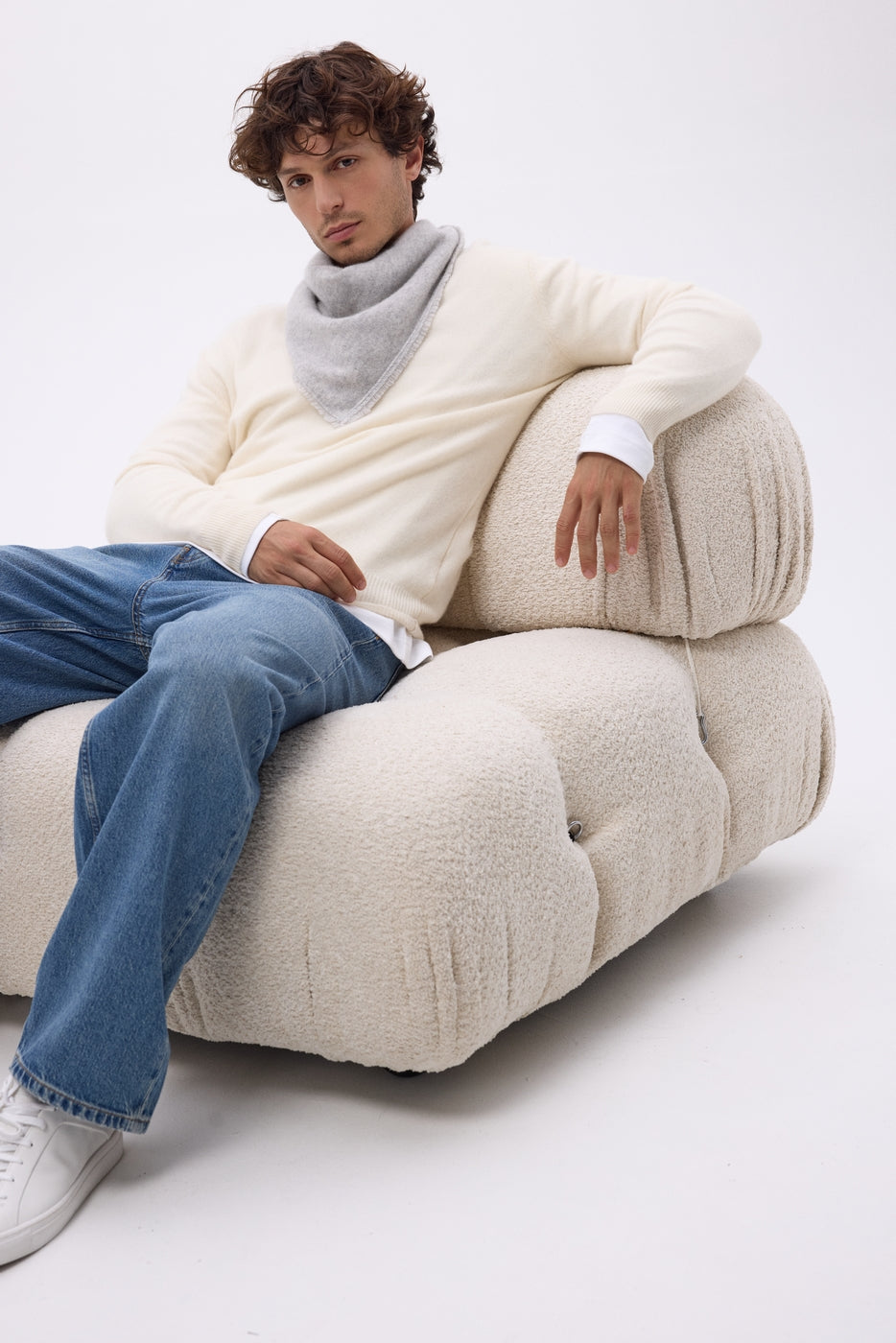 Szalik bandana trójkątny gładki Cozy - Jasnoszary - Męski - 100% kaszmir