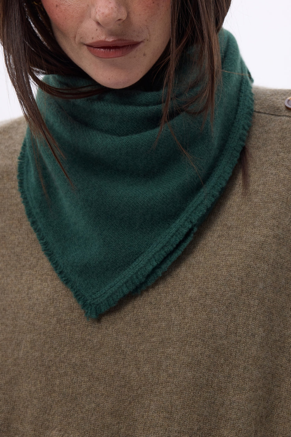 Sciarpa Bandana Triangolo Tinta Unita Cozy - Verde Bottiglia - Donna - 100% Cashmere