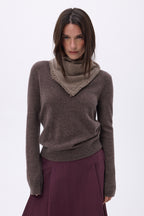 Bufanda Bandana Triángulo Liso Cozy - Nuez - Mujer