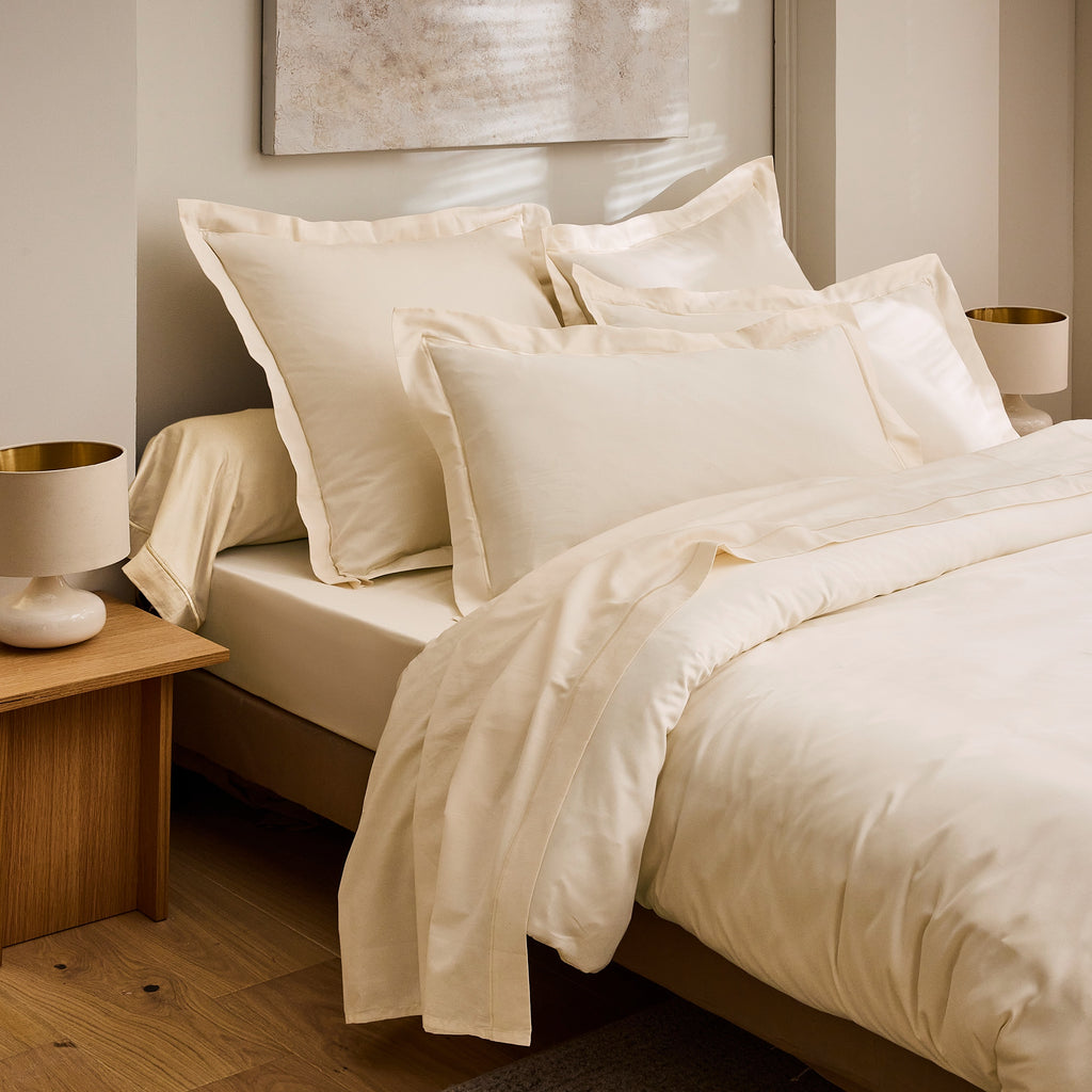 "Prestige" Flat Sheet - Cotton Satin - Cream