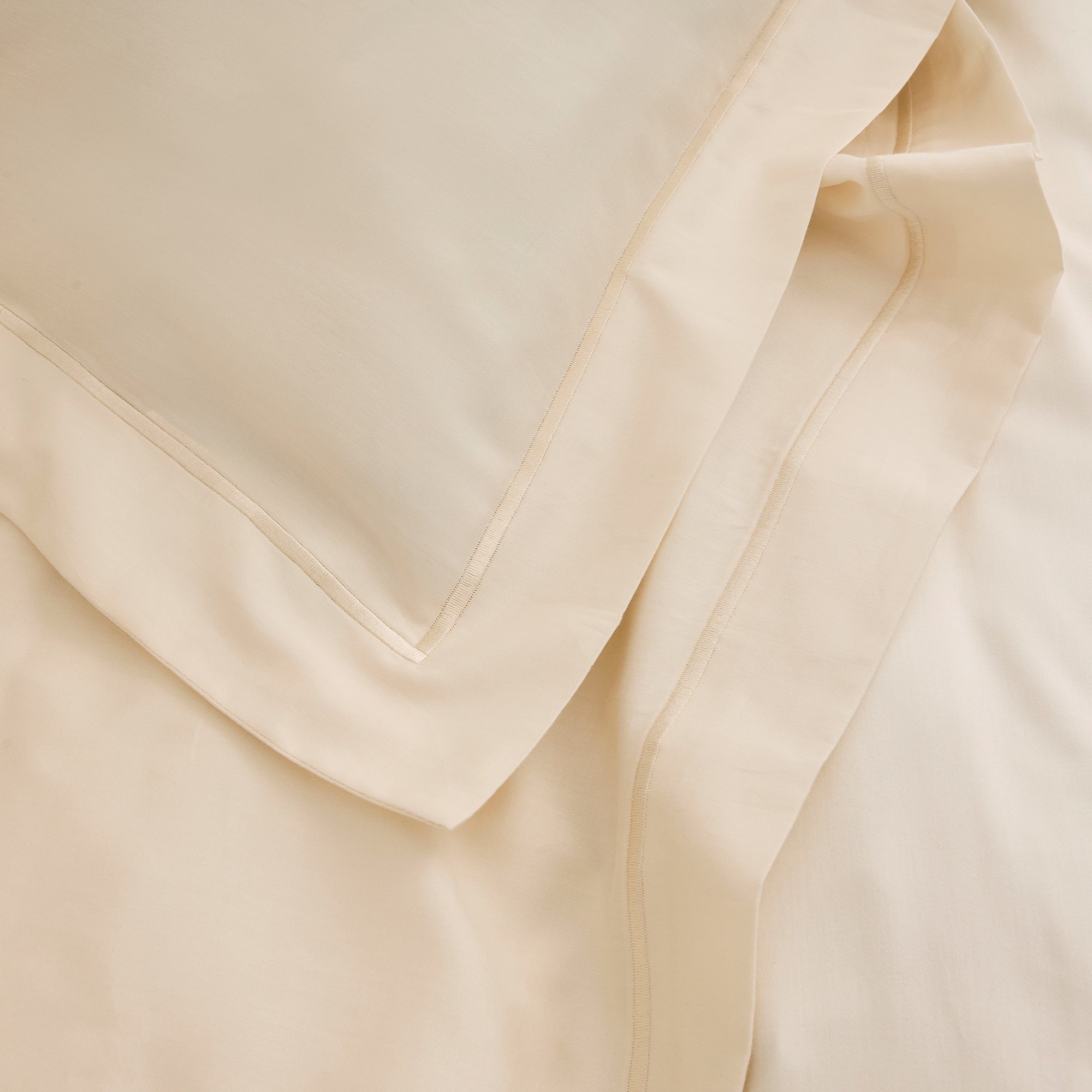 "Prestige" Flat Sheet - Cotton Satin - Cream