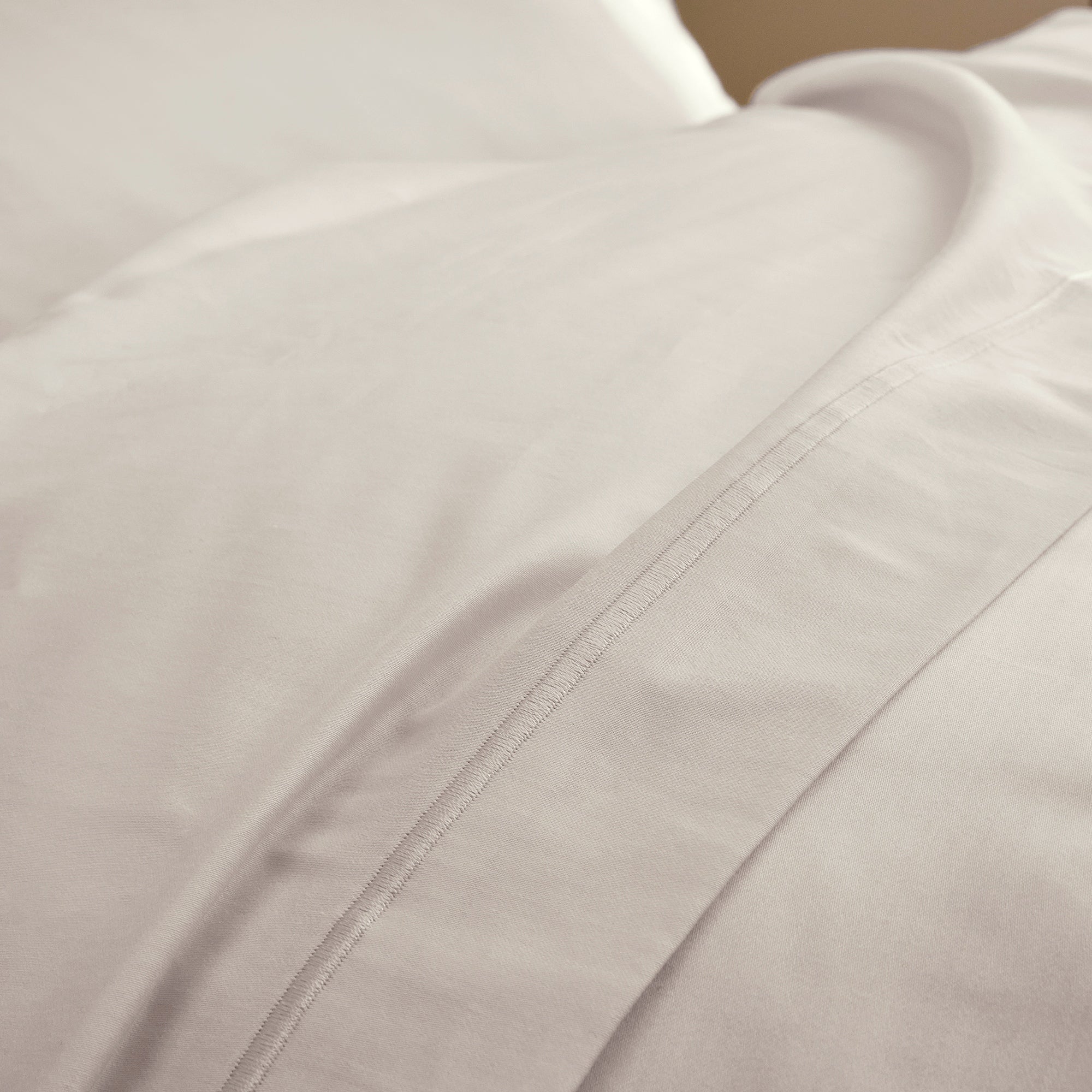 "Prestige" Flat Sheet - Cotton Satin - Sand