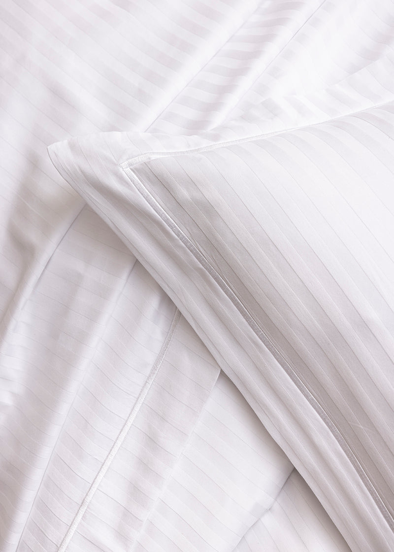 Drap Plat "Prestige" - 100% Satin De Coton Peigné Avec Fines Rayures - Blanc