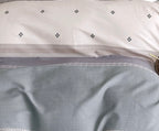 Parure De Couette Imprimé Double Face + 2 Taies D'Oreiller Volant Plat Piqué - 100% Percale Pur Coton Peigné