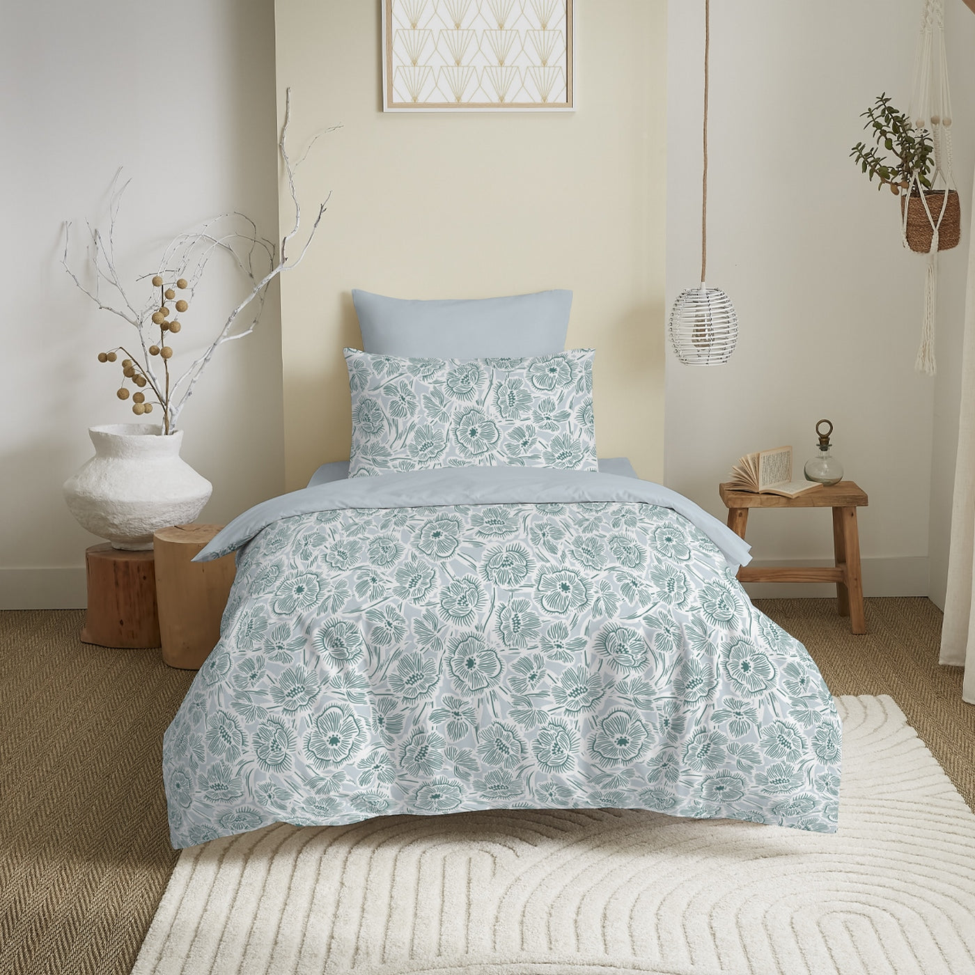 Complete Printed Pack (Duvet Cover + Pillowcase(s) + Fitted Sheet) - 100% Cotton 57 Thread Count - Agathe Celadon