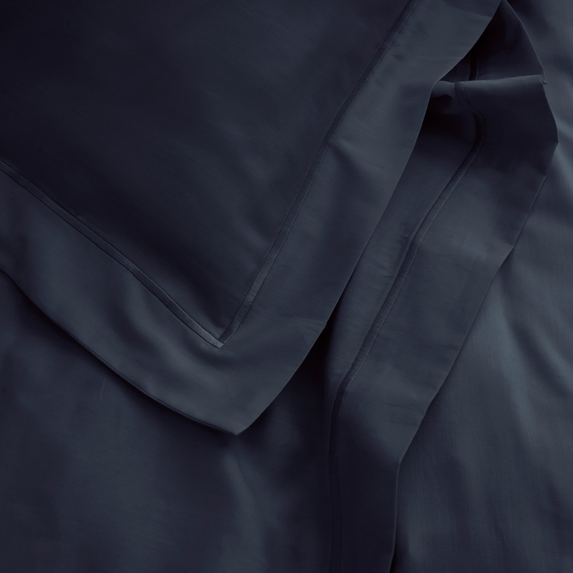“Prestige” Pillowcase – Cotton Satin – Velvet Blue