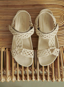 SANDALES PLATES BLANCHES CRISTINA PETITE MENDIGOTE