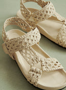 SANDALES PLATES BLANCHES CRISTINA PETITE MENDIGOTE