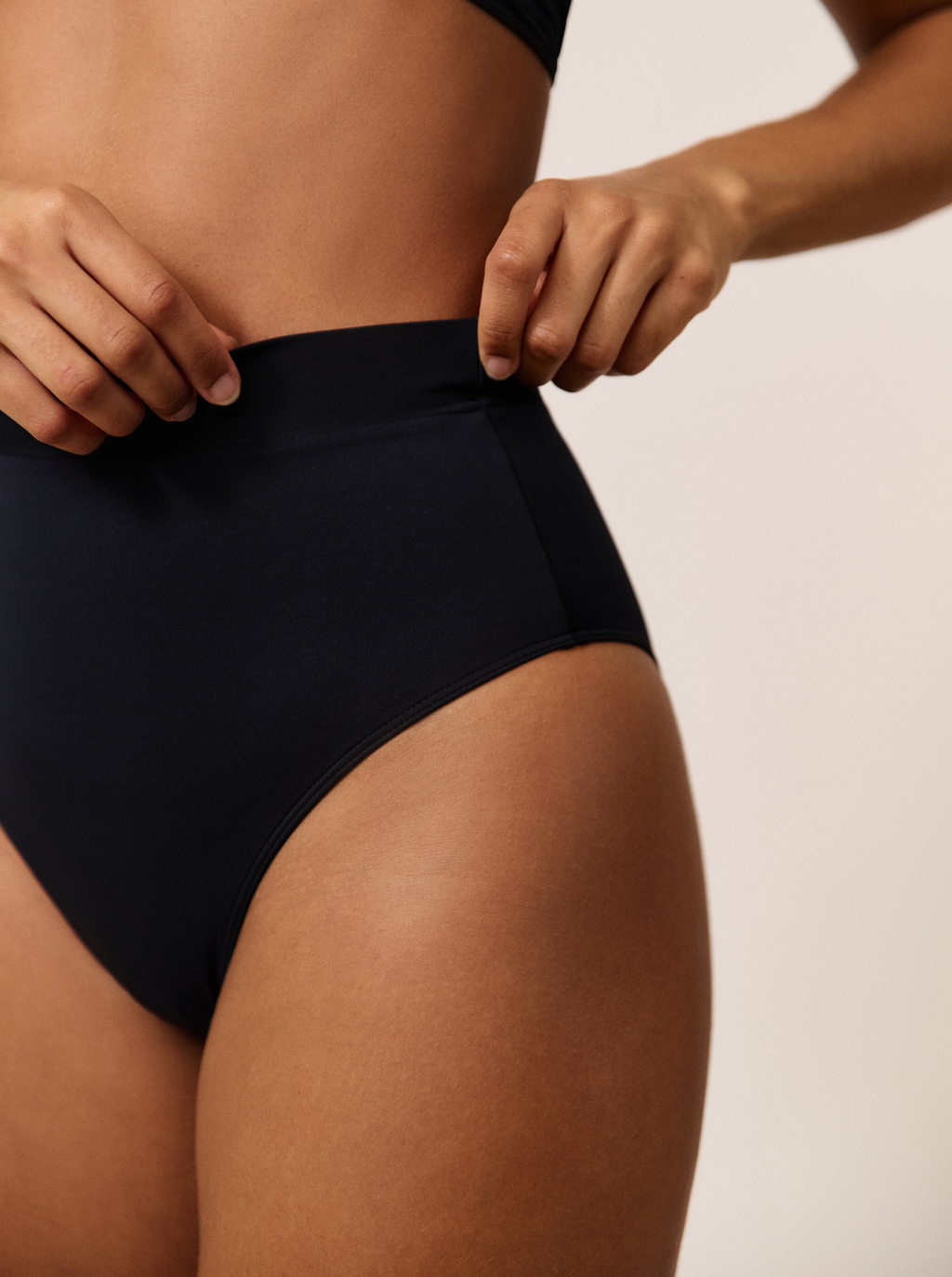 Braguitas de corte alto Super High Night Skin
