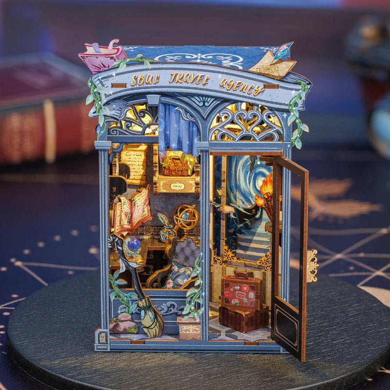 Book Nook - L'Agence Des Voyages Intérieurs