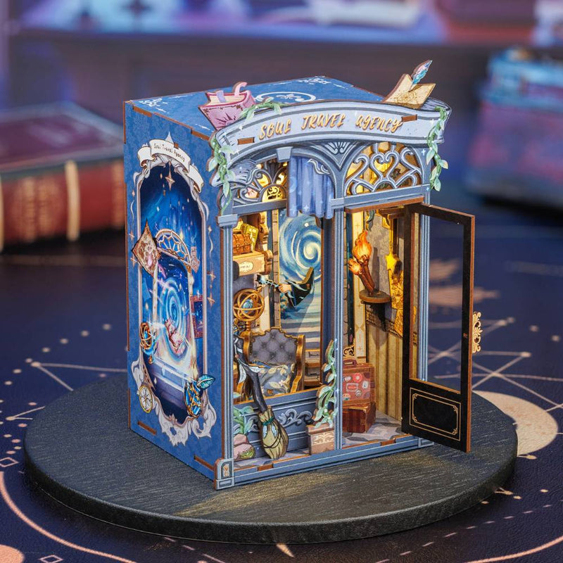 Book Nook - L'Agence Des Voyages Intérieurs