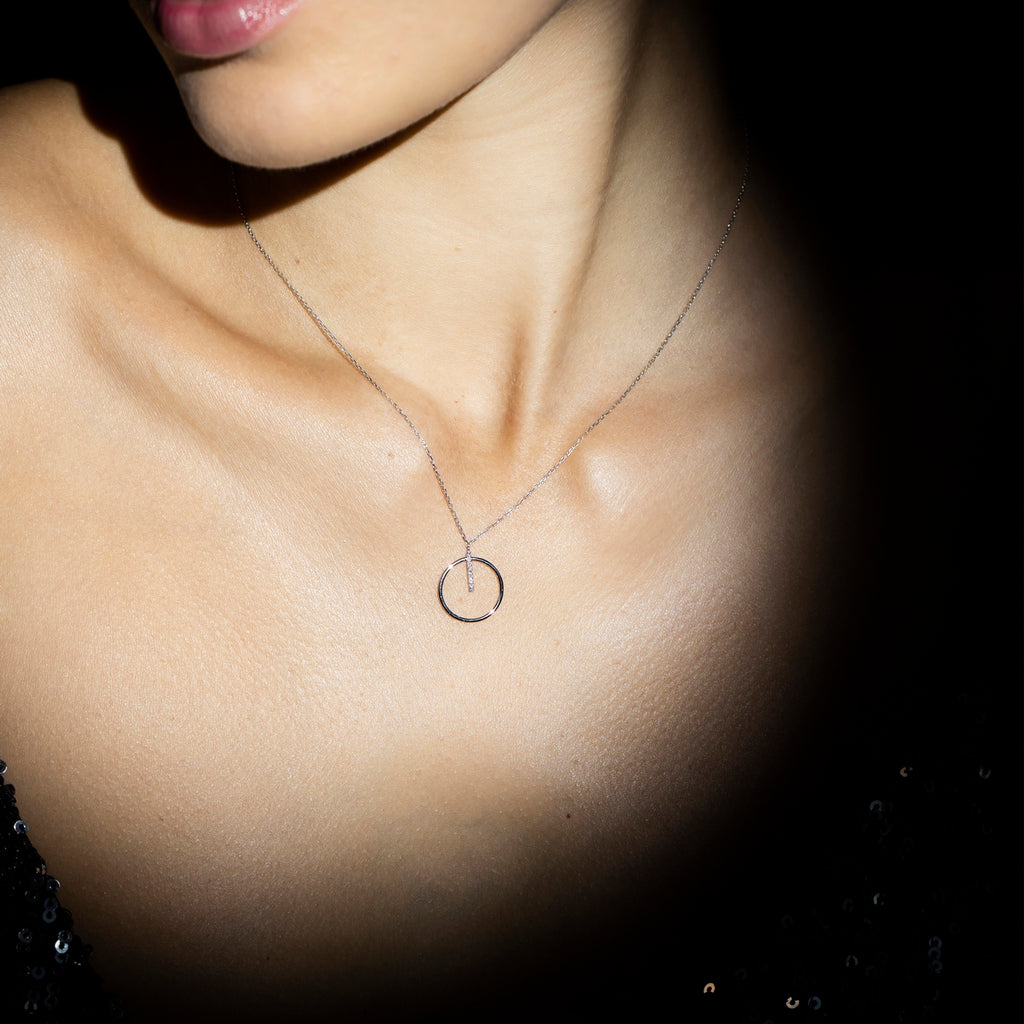 "Prodigious Circle" Necklace D0.03/9 - 375/1000 White Gold