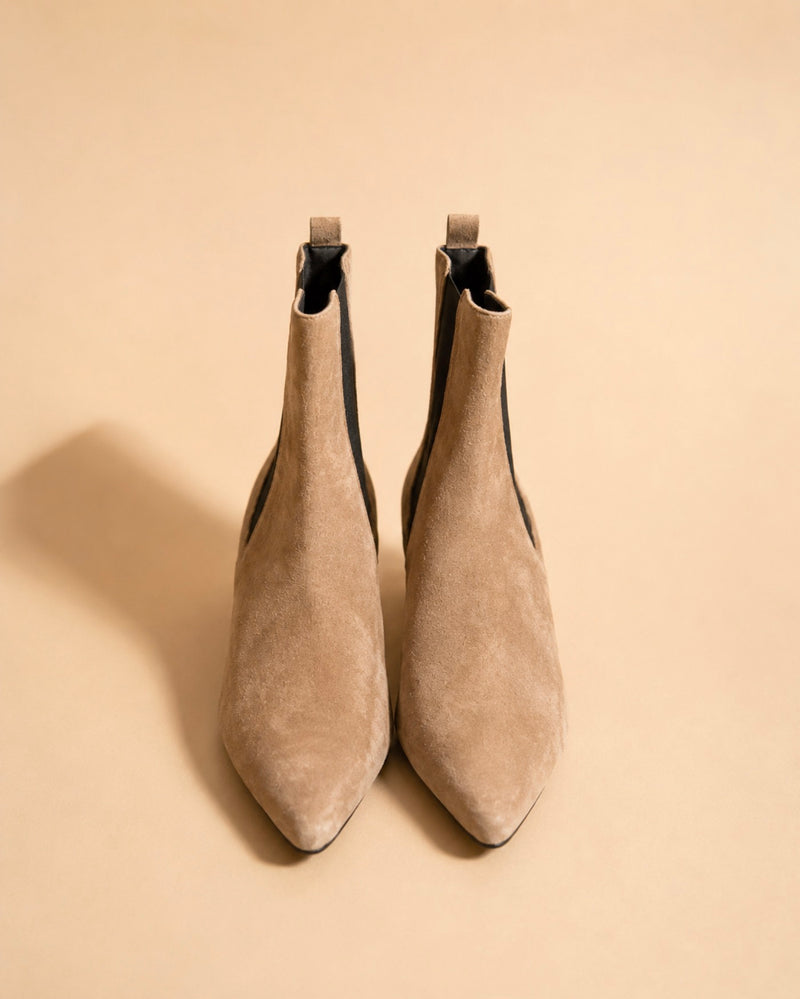Ziggy Ankle Boot In Maple Suede